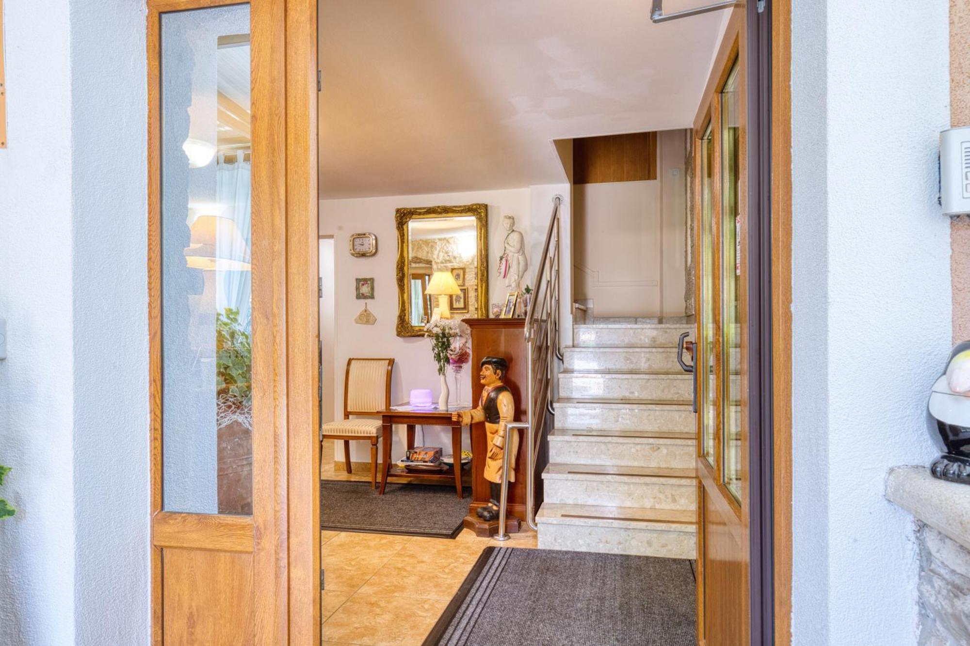 Boutique Hotel Santa Maria Novigrad Istria Extérieur photo